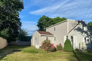 32 Meadow Rd, Northborough, MA 01532 - Photo 1