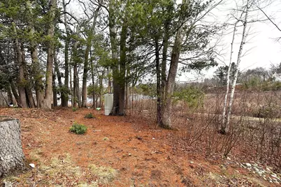 16 Black Point Rd, Webster, MA 01570 - Photo 9