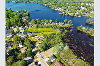 16 Black Point Rd, Webster, MA 01570 - Photo 3