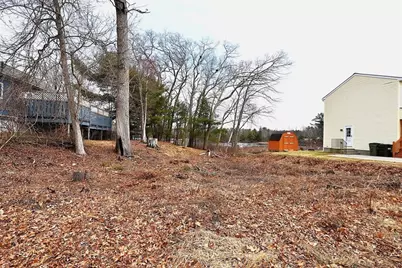 16 Black Point Rd, Webster, MA 01570 - Photo 7