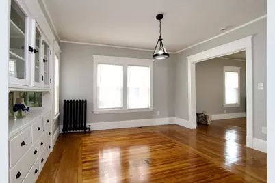 28 Bristol St, Springfield, MA 01109 - Photo 11