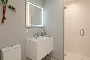 400 Stuart St, Boston, MA 02116 - Photo 11