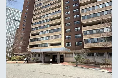 2 Hawthorne Pl #16L, Boston, MA 02114 - Photo 27