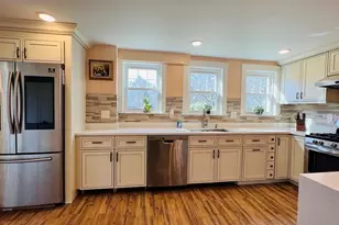 36 Evergreen Ave, Newton, MA 02466 - Photo 5