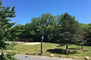 11 Weld St, Framingham, MA 01702 - Photo 17