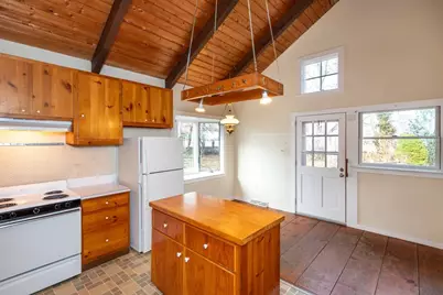 17 Chapman La, Edgartown, MA 02539 - Photo 9