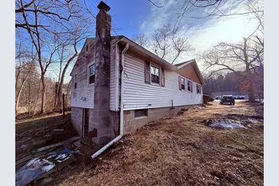 108 Southbridge Rd, Dudley, MA 01571 - Photo 5