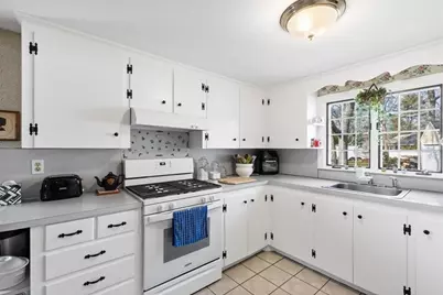 37 Touraine Way, Yarmouth, MA 02664 - Photo 7