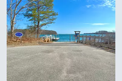 11 Dry Hollow Ln, Mashpee, MA 02649 - Photo 3