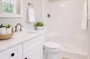 513 Mendon Rd, Attleboro, MA 02703 - Photo 11