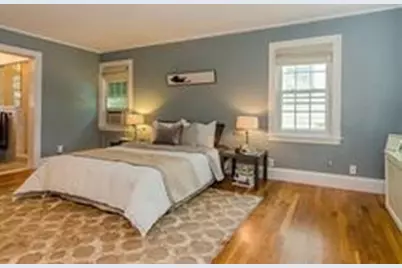 381 Vfw Parkway, Brookline, MA 02467 - Photo 11