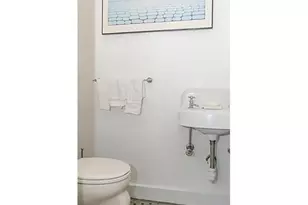 381 VFW Parkway, Brookline, MA 02467 - Photo 9