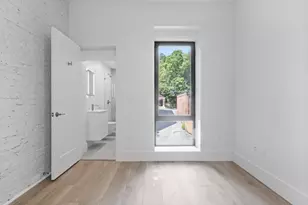 1578 Beacon, Boston, MA 02446 - Photo 15