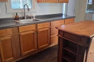 1790 Massachusetts Ave, Lunenburg, MA 01462 - Photo 5