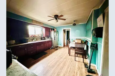 7 Washington St, Westfield, MA 01085 - Photo 5