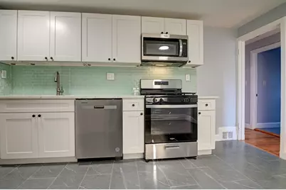 23 Langley Cir #2, Quincy, MA 02170 - Photo 5