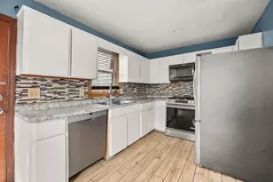 39 Blendall St, Brockton, MA 02302 - Photo 3