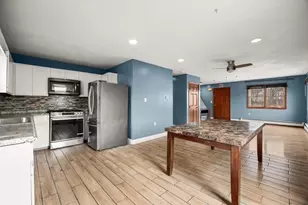 39 Blendall St, Brockton, MA 02302 - Photo 5