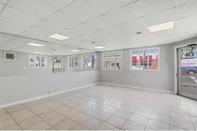 110 Western Ave, Lynn, MA 01904 - Photo 3