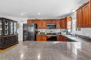 269 Washington St, Pembroke, MA 02359 - Photo 5