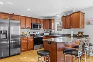 269 Washington St, Pembroke, MA 02359 - Photo 7