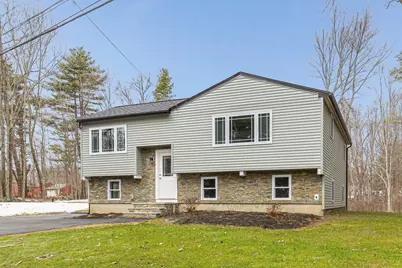 7 Trues Pkwy, Sandown, NH 03873 - Photo 1