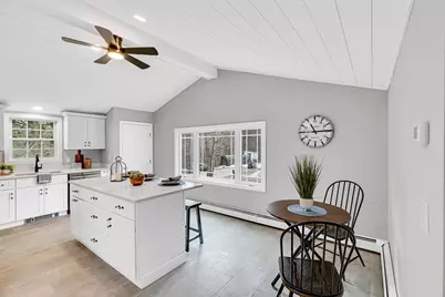 7 Trues Pkwy, Sandown, NH 03873 - Photo 5