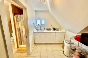 70 Roseland, Somerville, MA 02143 - Photo 7