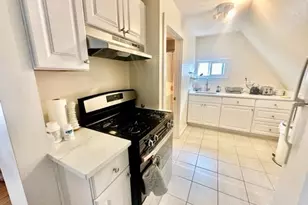 70 Roseland, Somerville, MA 02143 - Photo 5