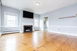 23 Charter St, Newburyport, MA 01950 - Photo 11