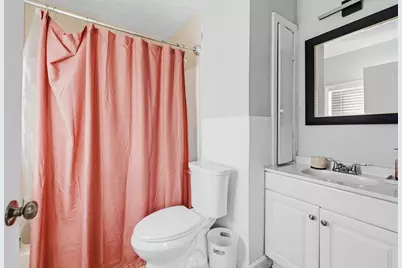 654 Third, Fall River, MA 02721 - Photo 7