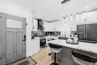 658 Third, Fall River, MA 02721 - Photo 3