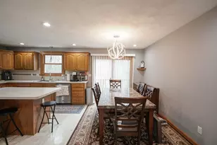 93A Lexington St, Burlington, MA 01803 - Photo 7