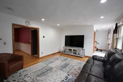 93 A Lexington St, Burlington, MA 01803 - Photo 9