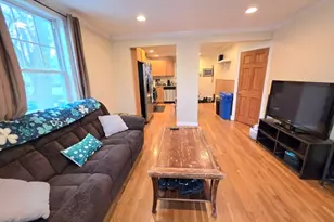 41 Gould St, Melrose, MA 02176 - Photo 3