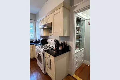 9 Willis St #1, Boston, MA 02125 - Photo 15
