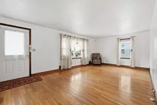 2115 Northampton St, Holyoke, MA 01040 - Photo 7