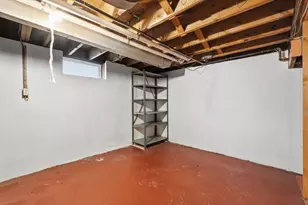 2115 Northampton St, Holyoke, MA 01040 - Photo 31