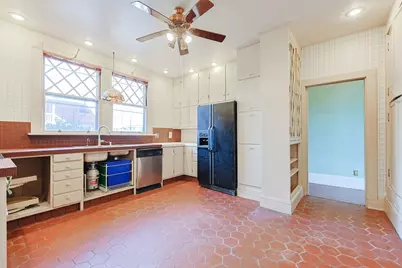 258 Walnut St, New Bedford, MA 02740 - Photo 13