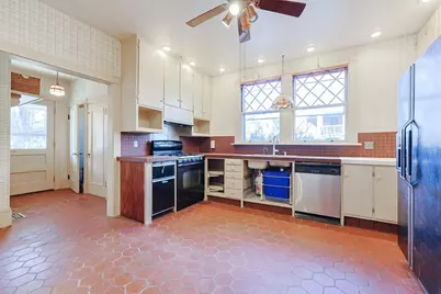 258 Walnut St, New Bedford, MA 02740 - Photo 15