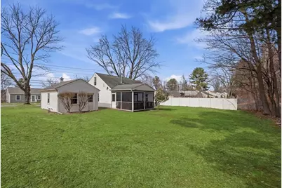 20 Hillside Ave, South Hadley, MA 01075 - Photo 25