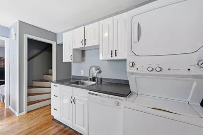 20 Hillside Ave, South Hadley, MA 01075 - Photo 15