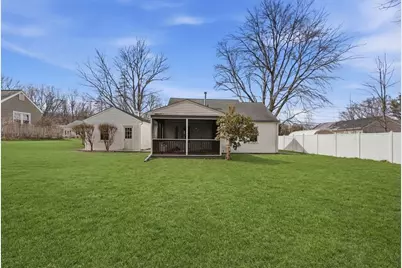 20 Hillside Ave, South Hadley, MA 01075 - Photo 27