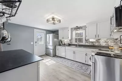 596 Newton St, South Hadley, MA 01075 - Photo 9