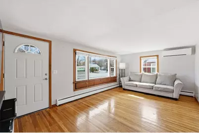 596 Newton St, South Hadley, MA 01075 - Photo 11