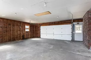 66 Old Chestnut Hill Rd, Millville, MA 01529 - Photo 11