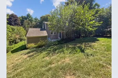 312 Linden St, Wellesley, MA 02481 - Photo 21