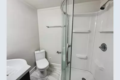 312 Linden St, Wellesley, MA 02481 - Photo 9