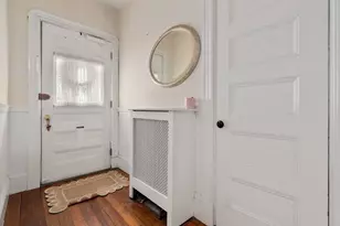 617 E 8th St, Boston, MA 02127 - Photo 3