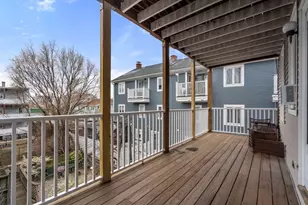 617 E 8th St, Boston, MA 02127 - Photo 25